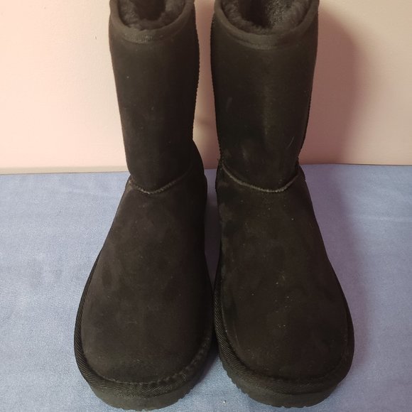 Womens Boots Tamarac Black Suede boots Sz 7 - NWOT - Picture 1 of 6